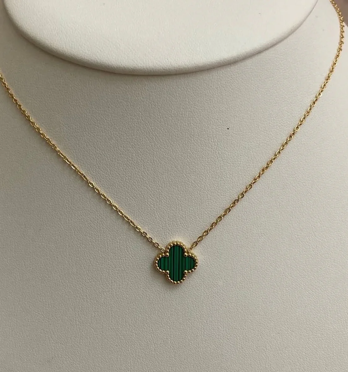 Clover chain